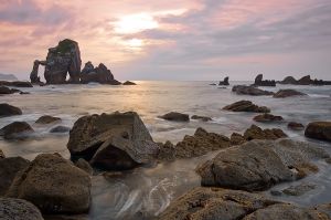 contraluz-gaztelugatxe.jpg